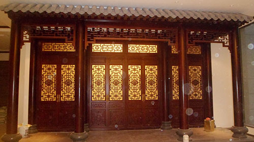 汕头喜迎门中式木作为大家介绍传统中式门窗的种类